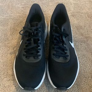Men’ Nike running shoes